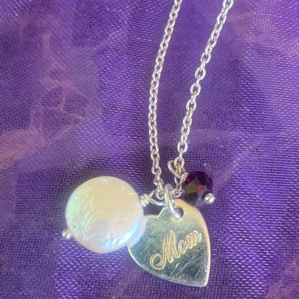 Mom Heart Pendant Necklace with Pearl and Purple Bead